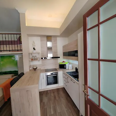 Hermes Apartment